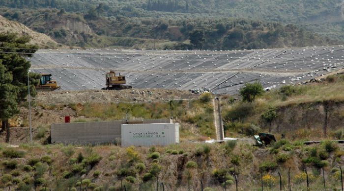 Η Δυτική Μακεδονία δέχτηκε να μεταφερθούν 5.000 τόνοι σκουπιδιών από την Τρίπολη!