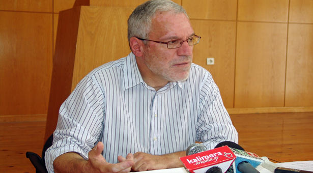 Για «υγειονομική φτώχεια» και για «αστυνομική επέλαση στην ΕΡΤ» μίλησε από τη Βουλή ο Κώστας Ζαχαριάς (vd)
