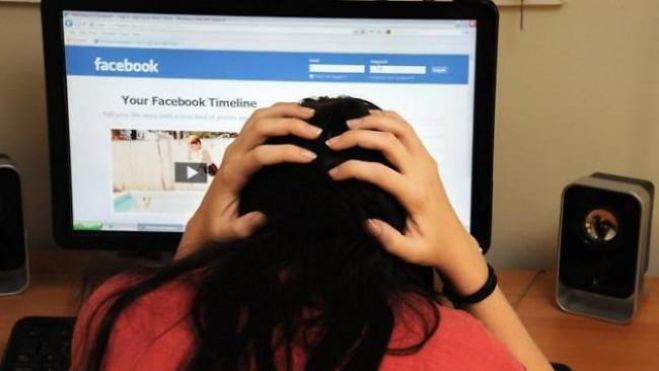 Η Δίωξη Ηλεκτρονικού Εγκλήματος πρόλαβε 21χρονη στην Καλαμάτα που έγραψε στο facebook ότι θα αυτοκτονήσει...