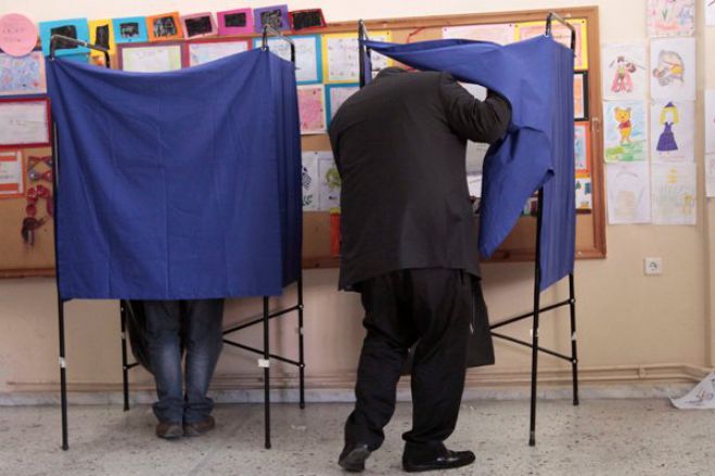 Δεν εμφανίστηκαν μέλη εφορευτικών επιτροπών σε εκλογικά τμήματα της Αρκαδίας