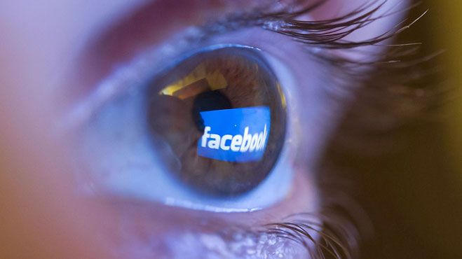 Facebook – 23χρονος συνελήφθη να εκβιάζει 11χρονη να του στείλει φωτογραφίες με γυμνό περιεχόμενο