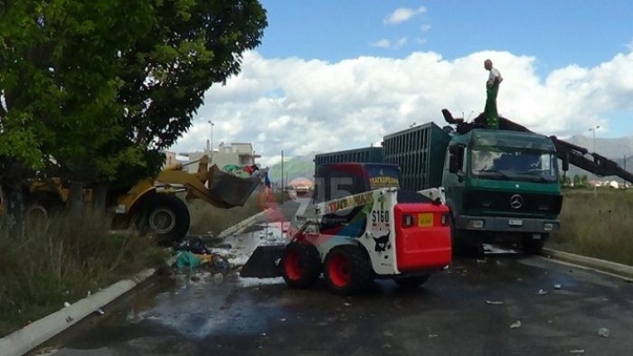 Αντιδήμαρχος Τότσης: «Κάνουμε απεγνωσμένη προσπάθεια να καθαρίσουμε την πόλη» (vd)