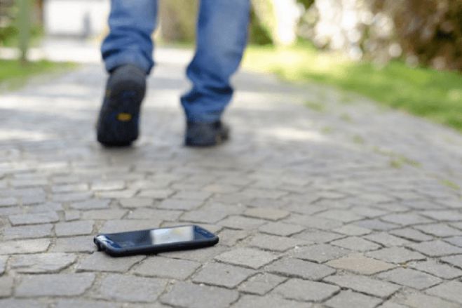 Χάθηκε κινητό τηλέφωνο σε παιδική χαρά στην Τρίπολη