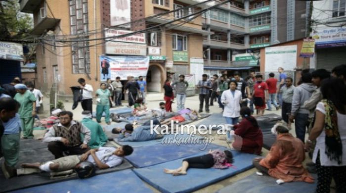 Φονικός σεισμός 7,9 R στο Νεπάλ – 688 νεκροί (μέχρι τώρα)... (εικόνες – βίντεο)