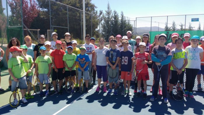Διασυλλογικοί αγώνες τένις junior μεταξύ Σ.Α.Τ. και Ν.Ο.Α. στην Τρίπολη (εικόνες)