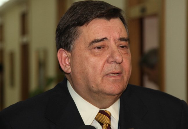 Υποψήφιος ευρωβουλευτής στην Κύπρο ο Αρκάς Γιώργος Καρατζαφέρης;