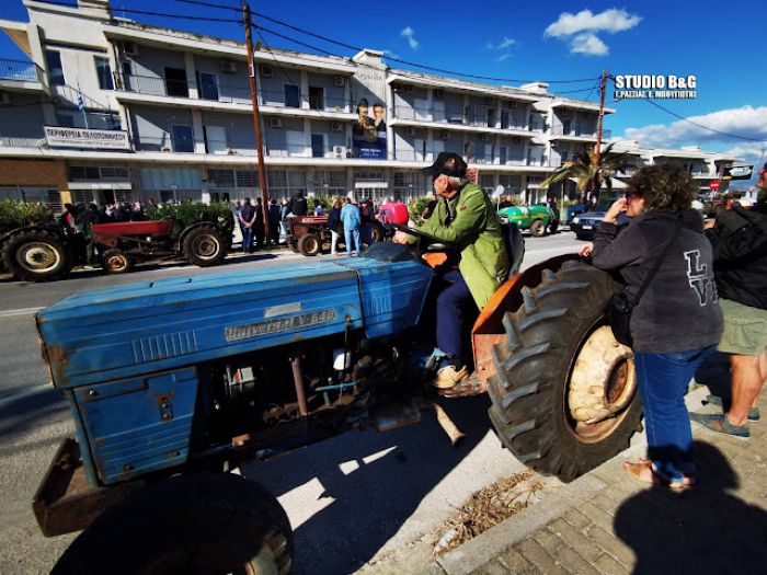 Στους δρόμους με τα τρακτέρ οι αγρότες της Αργολίδας
