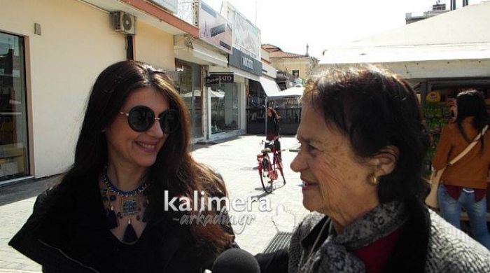 Η Αντωνία Γιαννούλη με τη μαμά της μιλούν για τον εορτασμό του Πάσχα στην Τρίπολη (vd)!