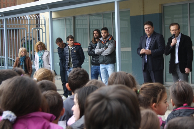 Ποδοσφαιριστές του Αστέρα επισκέφθηκαν μαθητές του 2ου Δημοτικού Σχολείου!