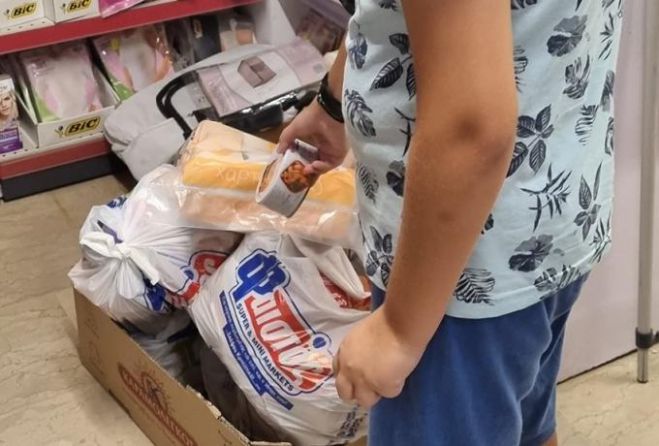 Ρέθυμνο | Ο μικρός Μανώλης επέστρεψε το παγωτό που αγόρασε για να πάρει κονσέρβα για τους πυρόπληκτους