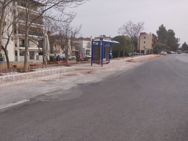 Τρίπολη | Ολοκληρώθηκαν τα έργα στα πεζοδρόμια απέναντι από το Παναρκαδικό Νοσοκομείο! (εικόνες)