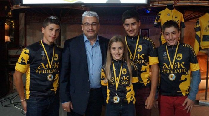 Τον Π. Βαλασόπουλο βράβευσε η ποδηλασία της ΑΕΚ Τρίπολης