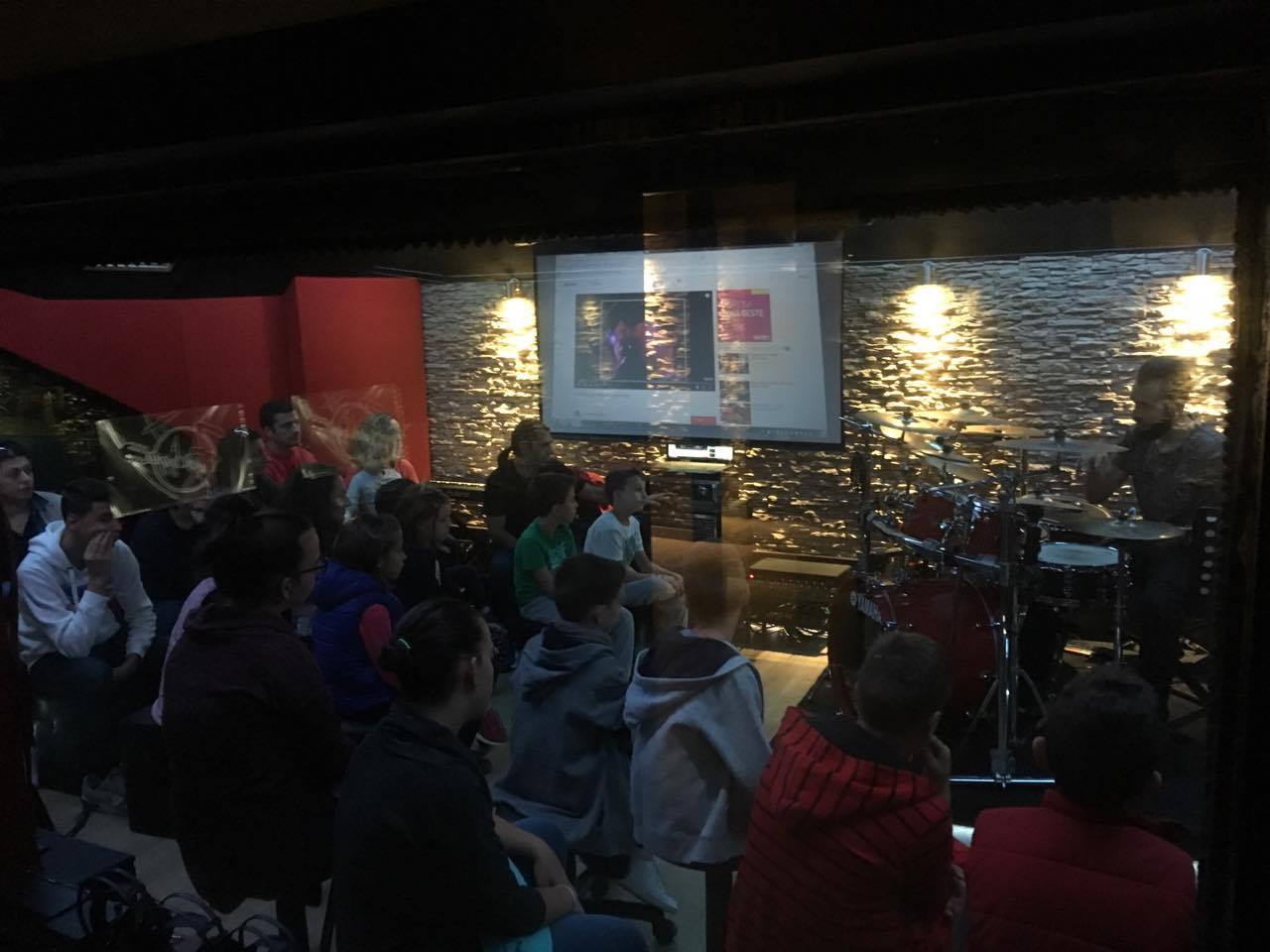 22140102 1989731197905971 860256546 o