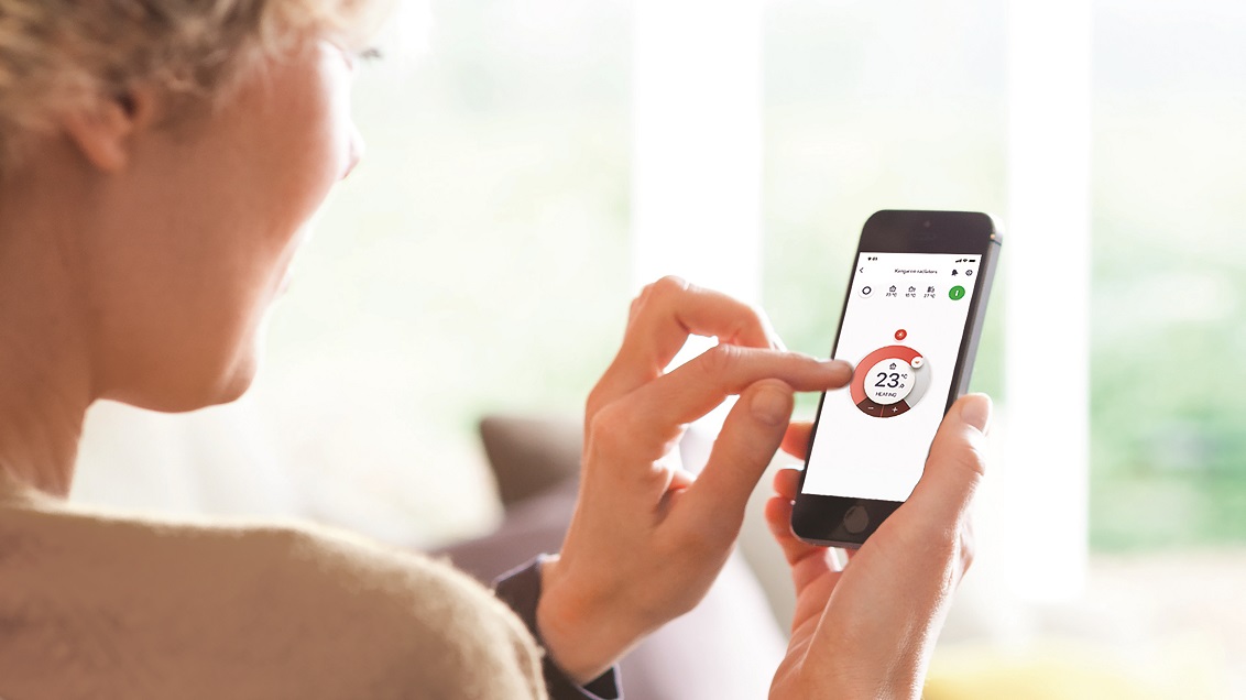 Smartphone app 00 16 9 bis small