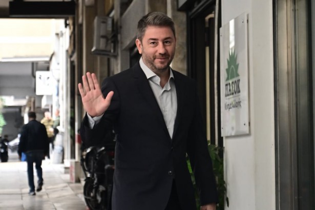 Dnews: "Η ηγεσία του ΠΑΣΟΚ να επιθυμεί διακαώς την ήττα του κ. Κωνσταντινόπουλου στην Αρκαδία"!