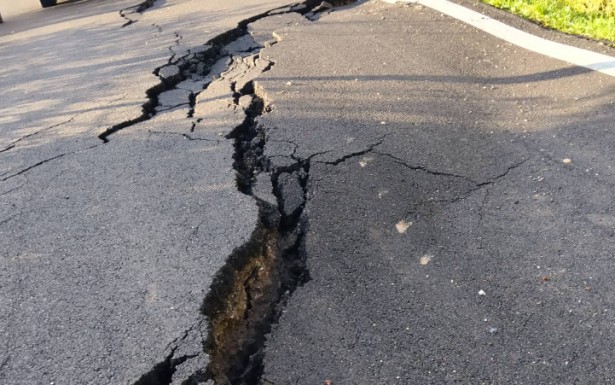 &Mu;&epsilon;&gamma;ά&lambda;&eta; &kappa;&alpha;&theta;ί&zeta;&eta;&sigma;&eta; &sigma;&tau;&eta; &Gamma;&omicron;&rho;&tau;&upsilon;&nu;ί&alpha; &ndash; &Alpha;&pi;&omicron;&kappa;&omicron;&mu;&mu;έ&nu;&omicron; &tau;&omicron; &chi;&omega;&rho;&iota;ό &Chi;ώ&rho;&alpha; (&epsilon;&iota;&kappa;ό&nu;&epsilon;&sigmaf;)