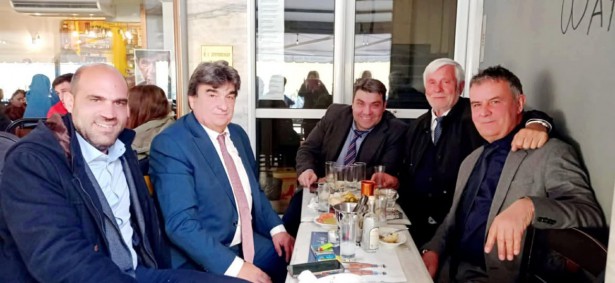 &Phi;&omega;&tau;&omicron;&gamma;&rho;&alpha;&phi;ί&alpha; &mu;&epsilon; &nu;ό&eta;&mu;&alpha; &alpha;&pi;ό &tau;&omicron;&nu; &Pi;έ&tau;&rho;&omicron; &Tau;&alpha;&tau;&omicron;ύ&lambda;&eta; | &Tau;&alpha; &pi;&rho;ό&sigma;&omega;&pi;&alpha; &kappa;&alpha;&iota; &tau;&alpha; &pi;&omicron;&lambda;&lambda;&alpha;&pi;&lambda;ά &mu;&eta;&nu;ύ&mu;&alpha;&tau;&alpha;!