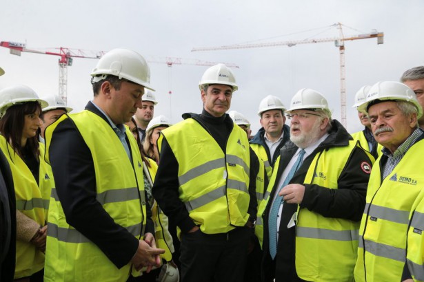 Έ&rho;&chi;&epsilon;&tau;&alpha;&iota; &sigma;&tau;&eta;&nu; &Tau;&rho;ί&pi;&omicron;&lambda;&eta; &omicron; &Kappa;&upsilon;&rho;&iota;ά&kappa;&omicron;&sigmaf; &Mu;&eta;&tau;&sigma;&omicron;&tau;ά&kappa;&eta;&sigmaf;!