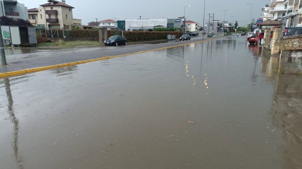 &Iota;&sigma;&chi;&upsilon;&rho;ή &kappa;&alpha;&tau;&alpha;&iota;&gamma;ί&delta;&alpha; &sigma;&tau;&eta;&nu; &Tau;&rho;ί&pi;&omicron;&lambda;&eta; - &Pi;&lambda;&eta;&mu;&mu;ύ&rho;&iota;&sigma;&alpha;&nu; 15 &upsilon;&pi;ό&gamma;&epsilon;&iota;&alpha;, ά&mu;&epsilon;&sigma;&eta; &epsilon;&pi;έ&mu;&beta;&alpha;&sigma;&eta; &alpha;&pi;ό &pi;&upsilon;&rho;&omicron;&sigma;&beta;&epsilon;&sigma;&tau;&iota;&kappa;ή &kappa;&alpha;&iota; &Delta;&Epsilon;&Upsilon;&Alpha;&Tau;