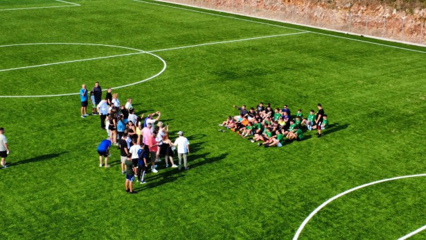 &Pi;ή&rho;&epsilon; &xi;&alpha;&nu;ά &zeta;&omega;ή &tau;&omicron; &gamma;ή&pi;&epsilon;&delta;&omicron; &tau;&eta;&sigmaf; &Delta;&eta;&mu;&eta;&tau;&sigma;ά&nu;&alpha;&sigmaf; &ndash; &Phi;&iota;&lambda;&iota;&kappa;ή &alpha;&nu;&alpha;&mu;έ&tau;&rho;&eta;&sigma;&eta; &mu;&epsilon; 9 &gamma;&kappa;&omicron;&lambda;! (vd)