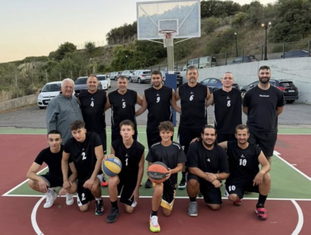 &Tau;&omicron; &Mu;&omicron;&nu;&alpha;&sigma;&tau;&eta;&rho;ά&kappa;&iota; &omicron; &mu;&epsilon;&gamma;ά&lambda;&omicron;&sigmaf; &nu;&iota;&kappa;&eta;&tau;ή&sigmaf; &sigma;&tau;&omicron; 21&omicron; &Tau;&omicron;&upsilon;&rho;&nu;&omicron;&upsilon;ά &Mu;&pi;ά&sigma;&kappa;&epsilon;&tau; &Kappa;&omicron;&nu;&tau;&omicron;&beta;ά&zeta;&alpha;&iota;&nu;&alpha;&sigmaf; (vd)