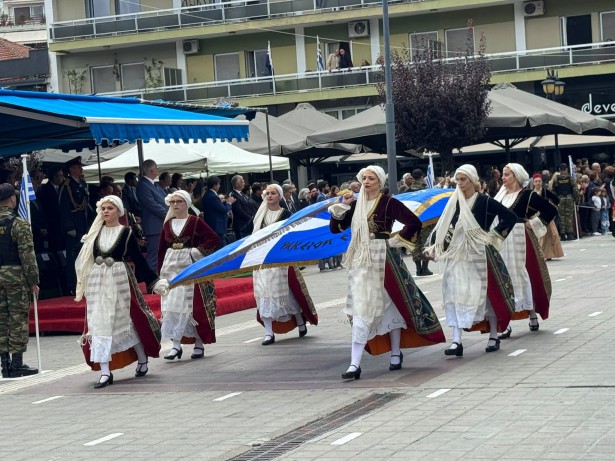 205 &chi;&rho;ό&nu;&iota;&alpha; &Epsilon;&lambda;&epsilon;ύ&theta;&epsilon;&rho;&eta; &Tau;&rho;&iota;&pi;&omicron;&lambda;&iota;&tau;&sigma;ά | &Tau;&alpha; &phi;&omega;&tau;&omicron;&gamma;&rho;&alpha;&phi;&iota;&kappa;ά "&kappa;&lambda;&iota;&kappa;" &tau;&eta;&sigmaf; &mu;&epsilon;&gamma;ά&lambda;&eta;&sigmaf; &pi;&alpha;&rho;έ&lambda;&alpha;&sigma;&eta;&sigmaf;!