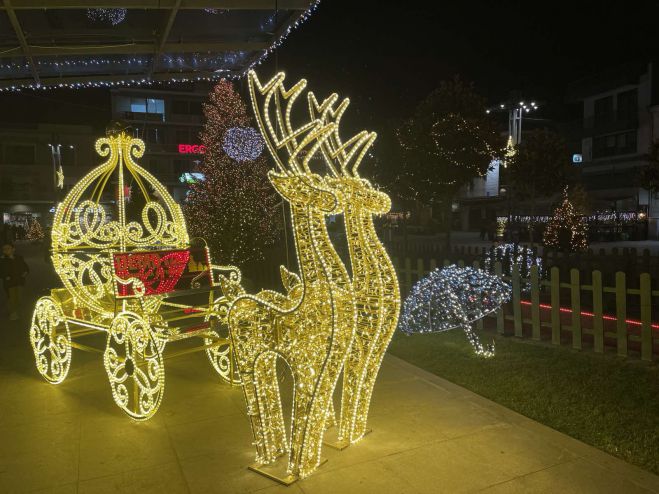 &Eta; DEMO &sigma;&upsilon;&mu;&beta;ά&lambda;&lambda;&epsilon;&iota; &sigma;&tau;&omicron;&nu; &Chi;&rho;&iota;&sigma;&tau;&omicron;&upsilon;&gamma;&epsilon;&nu;&nu;&iota;ά&tau;&iota;&kappa;&omicron; &delta;&iota;ά&kappa;&omicron;&sigma;&mu;&omicron; &tau;&omicron;&upsilon; &Delta;ή&mu;&omicron;&upsilon; &Tau;&rho;ί&pi;&omicron;&lambda;&eta;&sigmaf;