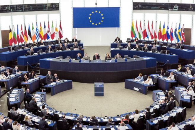 &Mu;&alpha;&theta;&eta;&tau;έ&sigmaf; &alpha;&pi;ό &tau;&eta;&nu; &Alpha;&rho;&kappa;&alpha;&delta;ί&alpha; &epsilon;&pi;&iota;&sigma;&kappa;έ&phi;&theta;&eta;&kappa;&epsilon; &tau;&omicron; &Epsilon;&upsilon;&rho;&omega;&kappa;&omicron;&iota;&nu;&omicron;&beta;&omicron;ύ&lambda;&iota;&omicron; &sigma;&tau;&omicron; &Sigma;&tau;&rho;&alpha;&sigma;&beta;&omicron;ύ&rho;&gamma;&omicron;!