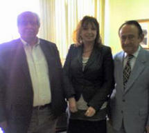 &Mu;&epsilon; &tau;&omicron;&nu; &Delta;ή&mu;&alpha;&rho;&chi;&omicron; &Mu;&epsilon;&gamma;&alpha;&lambda;ό&pi;&omicron;&lambda;&eta;&sigmaf; &sigma;&upsilon;&nu;&alpha;&nu;&tau;ή&theta;&eta;&kappa;&epsilon; &tau;&omicron; &Pi;&rho;&omicron;&epsilon;&delta;&rho;&epsilon;ί&omicron; &tau;&eta;&sigmaf; &Pi;&alpha;&nu;&epsilon;&lambda;&lambda;&alpha;&delta;&iota;&kappa;ή&sigmaf; Έ&nu;&omega;&sigma;&eta;&sigmaf; &Alpha;&rho;&kappa;ά&delta;&omega;&nu;