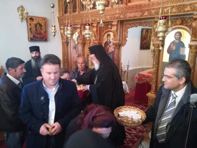 &Eta; &gamma;&iota;&omicron;&rho;&tau;ή &tau;&omicron;&upsilon; &Alpha;&gamma;ί&omicron;&upsilon; &Chi;&alpha;&rho;&alpha;&lambda;ά&mu;&pi;&omicron;&upsilon;&sigmaf; &sigma;&tau;&eta;&nu; &Kappa;&upsilon;&nu;&omicron;&upsilon;&rho;ί&alpha; (&epsilon;&iota;&kappa;ό&nu;&epsilon;&sigmaf;)