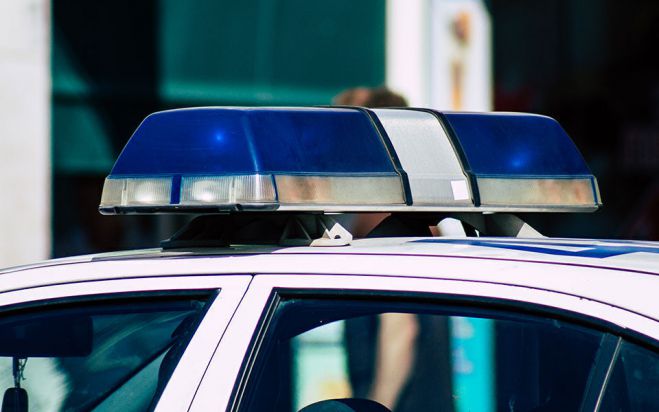 &Epsilon;&lambda;&lambda;ά&delta;&alpha; | &Sigma;&kappa;ό&tau;&omega;&sigma;&epsilon; &tau;&omicron;&nu; &alpha;&delta;&epsilon;&lambda;&phi;ό &tau;&eta;&sigmaf; &gamma;&upsilon;&nu;&alpha;ί&kappa;&alpha;&sigmaf; &tau;&omicron;&upsilon; &gamma;&iota;&alpha;&tau;ί &beta;ί&alpha;&zeta;&epsilon; &tau;&eta;&nu; &kappa;ό&rho;&eta; &tau;&omicron;&upsilon;