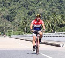 &Alpha;&pi;ί&sigma;&tau;&epsilon;&upsilon;&tau;&omicron; - &Omicron;&mu;&omicron;&gamma;&epsilon;&nu;ή&sigmaf; &xi;&epsilon;&kappa;ί&nu;&eta;&sigma;&epsilon; &alpha;&pi;ό &tau;&eta;&nu; &Alpha;&upsilon;&sigma;&tau;&rho;&alpha;&lambda;ί&alpha; &kappa;&alpha;&iota; &theta;&alpha; &kappa;&alpha;&tau;&alpha;&lambda;ή&xi;&epsilon;&iota; &sigma;&tau;&eta;&nu; &Pi;&epsilon;&lambda;&omicron;&pi;ό&nu;&nu;&eta;&sigma;&omicron; &gamma;&iota;&alpha; &nu;&alpha; &mu;&alpha;&zeta;έ&psi;&epsilon;&iota; &chi;&rho;ή&mu;&alpha;&tau;&alpha; &gamma;&iota;&alpha; &tau;&eta;&nu; "&Epsilon;&lambda;&pi;ί&delta;&alpha;"!