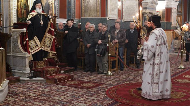 &Omicron; &Epsilon;&sigma;&pi;&epsilon;&rho;&iota;&nu;ό&sigmaf; &sigma;&tau;&omicron; &Mu;&eta;&tau;&rho;&omicron;&pi;&omicron;&lambda;&iota;&tau;&iota;&kappa;ό &Nu;&alpha;ό &tau;&eta;&sigmaf; &Tau;&rho;ί&pi;&omicron;&lambda;&eta;&sigmaf; ... &lambda;ί&gamma;&omicron; &pi;&rho;&iota;&nu; &phi;ύ&gamma;&epsilon;&iota; &tau;&omicron; 2014 (&epsilon;&iota;&kappa;ό&nu;&epsilon;&sigmaf;)