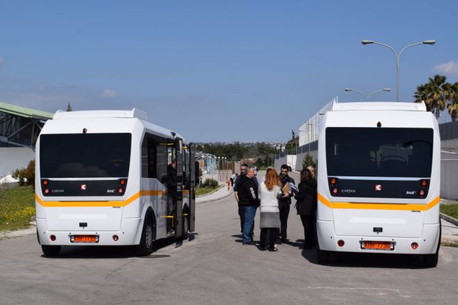 &Alpha;&mu;&omicron;&iota;&beta;&alpha;ί&alpha; &pi;&alpha;&rho;&alpha;&chi;ώ&rho;&eta;&sigma;&eta; &omicron;&chi;&eta;&mu;ά&tau;&omega;&nu; &alpha;&nu;ά&mu;&epsilon;&sigma;&alpha; &sigma;&tau;&omicron;&upsilon;&sigmaf; &Delta;ή&mu;&omicron;&upsilon;&sigmaf; &Tau;&rho;ί&pi;&omicron;&lambda;&eta;&sigmaf; &kappa;&alpha;&iota; &Gamma;&omicron;&rho;&tau;&upsilon;&nu;ί&alpha;&sigmaf;!