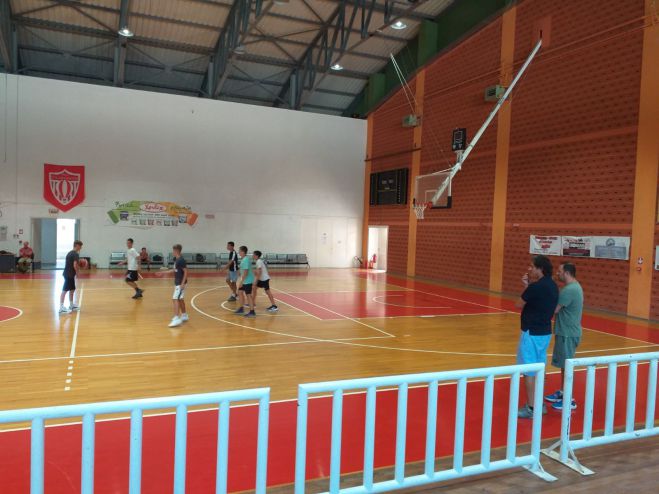 Καλοκαιρινό τουρνουά της Ακαδημίας Μπάσκετ στο Λεωνίδιο!