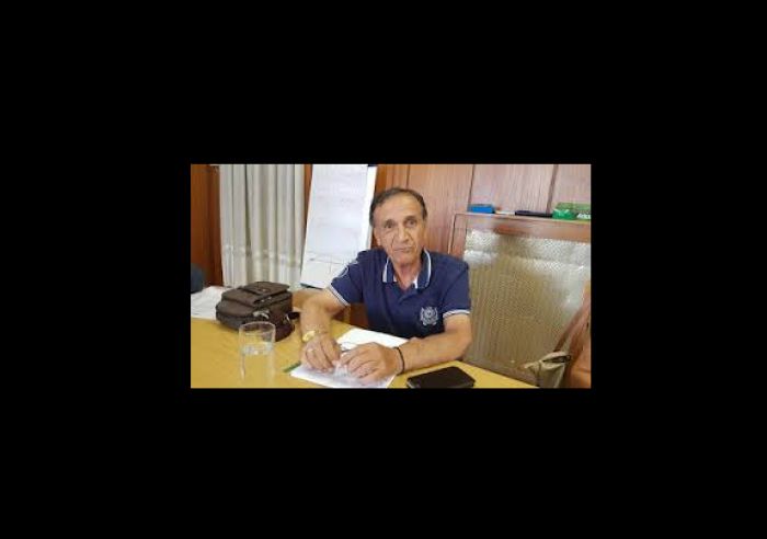 &Eta; &Pi;&epsilon;&rho;&iota;&phi;&epsilon;&rho;&epsilon;&iota;&alpha;&kappa;ή &Omicron;&mu;&omicron;&sigma;&pi;&omicron;&nu;&delta;ί&alpha; &Alpha;&tau;ό&mu;&omega;&nu; &mu;&epsilon; &Alpha;&nu;&alpha;&pi;&eta;&rho;ί&alpha; &Pi;&epsilon;&lambda;&omicron;&pi;&omicron;&nu;&nu;ή&sigma;&omicron;&upsilon; &alpha;&pi;&omicron;&chi;&alpha;&iota;&rho;&epsilon;&tau;ά &tau;&omicron;&nu; &Pi;&alpha;ύ&lambda;&omicron; &Gamma;&kappa;&iota;ώ&nu;&eta;