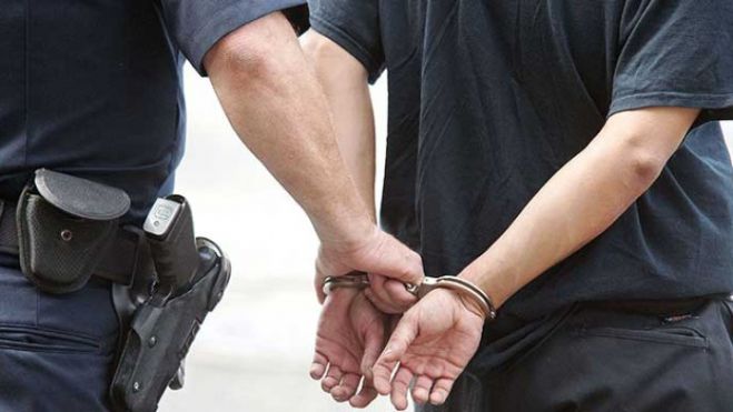 &Gamma;&iota;&alpha; &beta;&iota;&alpha;&sigma;&mu;ό 8&chi;&rho;&omicron;&nu;&omicron;&upsilon; &alpha;&gamma;&omicron;&rho;&iota;&omicron;ύ &kappa;&alpha;&tau;&eta;&gamma;&omicron;&rho;&epsilon;ί&tau;&alpha;&iota; &Pi;&alpha;&kappa;&iota;&sigma;&tau;&alpha;&nu;ό&sigmaf; &sigma;&tau;&eta; &Rho;ό&delta;&omicron;