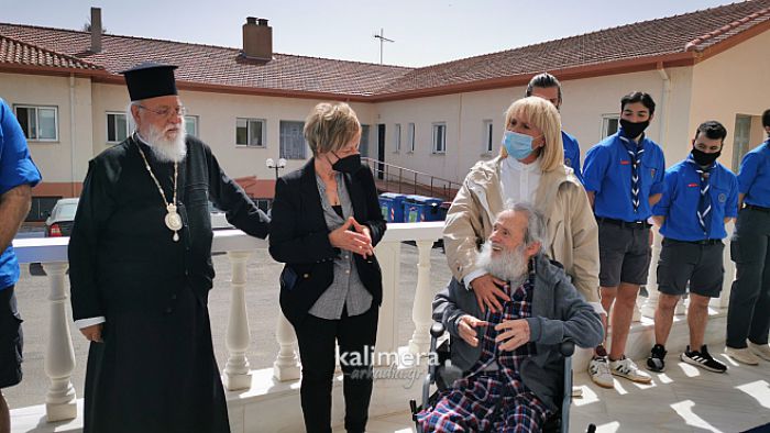 Γηροκομείο Τρίπολης | Οι ευχές του Μητροπολίτη Νεαπόλεως και πάσης Σαμαρείας του Πατριαρχείου Ιεροσολύμων κ. Αμβροσίου! (vd)