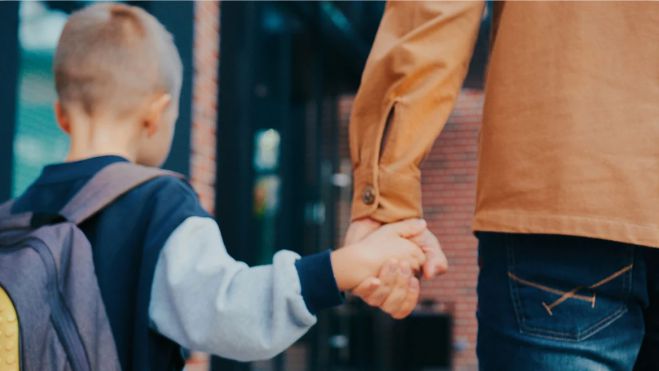 Aρειος Πάγος | Αν ο πατέρας δεν δίνει διατροφή, θα πληρώνουν ο παππούς και η γιαγιά!