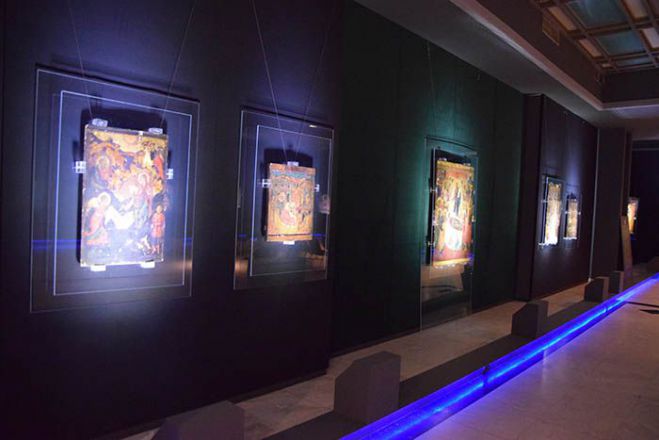 Έ&kappa;&theta;&epsilon;&sigma;&eta; &Tau;&alpha;&lambda;&alpha;&gamma;ά&nu;&eta; &mu;&epsilon; &rho;&omega;&sigma;&iota;&kappa;έ&sigmaf; &epsilon;&iota;&kappa;ό&nu;&epsilon;&sigmaf; &sigma;&tau;&eta;&nu; &Tau;&rho;ί&pi;&omicron;&lambda;&eta; | &Pi;&omicron;&iota;&epsilon;&sigmaf; ώ&rho;&epsilon;&sigmaf; &epsilon;ί&nu;&alpha;&iota; &alpha;&nu;&omicron;&iota;&chi;&tau;ή &gamma;&iota;&alpha; &tau;&omicron; &kappa;&omicron;&iota;&nu;ό!