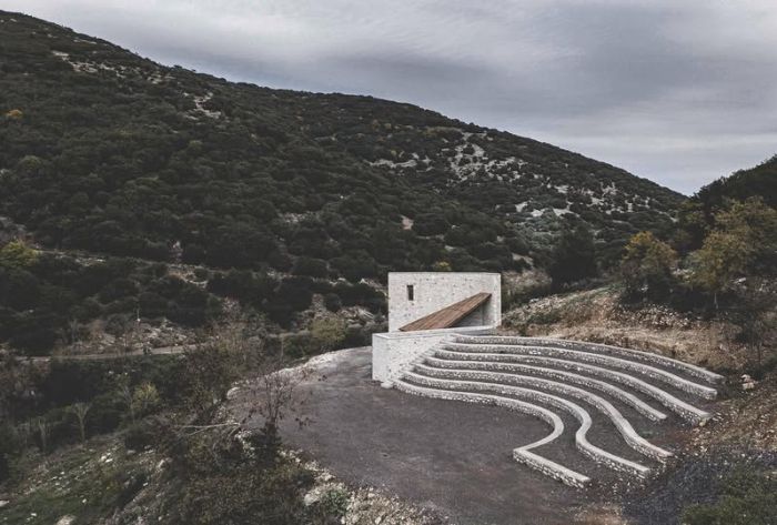 Τρόπαια | Εγκαίνια στο "θέατρο Κουκούλας"
