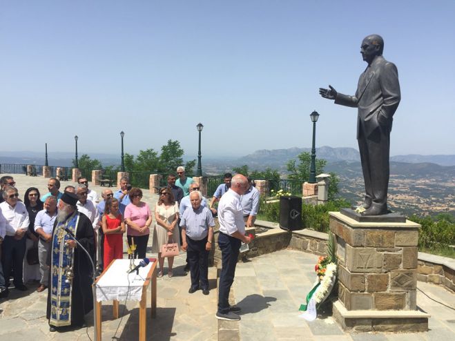 &Tau;&omicron; &Kappa;&alpha;&lambda;έ&nu;&tau;&zeta;&iota; &tau;ί&mu;&eta;&sigma;&epsilon; &tau;&omicron;&nu; &Alpha;&nu;&delta;&rho;έ&alpha; &Pi;&alpha;&pi;&alpha;&nu;&delta;&rho;έ&omicron;&upsilon; (&epsilon;&iota;&kappa;ό&nu;&epsilon;&sigmaf;)