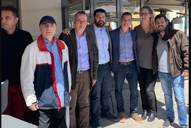 &Kappa;ώ&sigma;&tau;&alpha;&sigmaf; &Delta;έ&rho;&beta;&omicron;&sigmaf;: &laquo;&Eta; &Alpha;&rho;&kappa;&alpha;&delta;ί&alpha; &mu;&pi;&omicron;&rho;&epsilon;ί &kappa;&alpha;&iota; &pi;&rho;έ&pi;&epsilon;&iota; &nu;&alpha; &alpha;&pi;&omicron;&tau;&epsilon;&lambda;έ&sigma;&epsilon;&iota; &sigma;&eta;&mu;&alpha;&nu;&tau;&iota;&kappa;ό &kappa;έ&nu;&tau;&rho;&omicron; &epsilon;&xi;&epsilon;&lambda;ί&xi;&epsilon;&omega;&nu;&raquo;