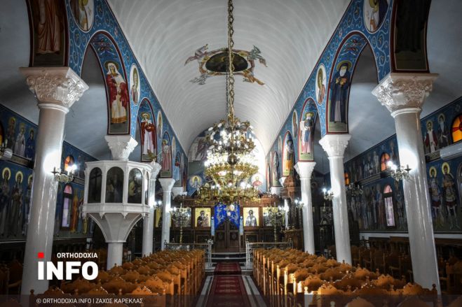 Orthodoxia info: &quot;Ένα βήμα πριν την αναστολή λατρευτικών συνάξεων η Εκκλησία της Ελλάδος&quot;