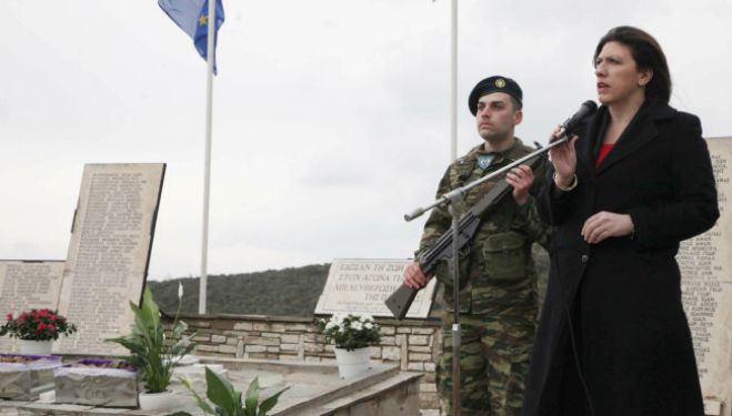 Η Πρόεδρος της Βουλής τίμησε τους 212 εκτελεσθέντες στις Βίγλες (εικόνες)