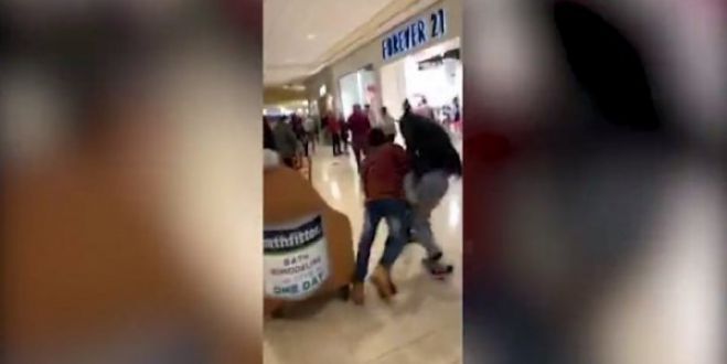 Black Friday | &Epsilon;&iota;&kappa;ό&nu;&epsilon;&sigmaf; &chi;ά&omicron;&upsilon;&sigmaf;, &xi;ύ&lambda;&omicron; &kappa;&alpha;&iota; &pi;&omicron;&lambda;&epsilon;&mu;&iota;&kappa;έ&sigmaf; &iota;&alpha;&chi;έ&sigmaf; &sigma;&tau;&omicron;&nu; &pi;&lambda;&alpha;&nu;ή&tau;&eta; (vd)