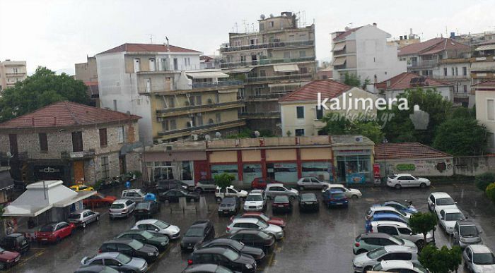 Ποιο καλοκαίρι; Βρέχει κάθε μέρα στην Τρίπολη! (vd)