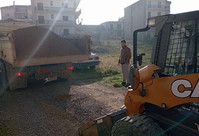 &Beta;&alpha;&sigma;ί&lambda;&eta;&sigmaf; &Kappa;&omicron;&tau;&tau;ή&sigmaf;: &laquo;&Tau;&alpha; &mu;&eta;&chi;&alpha;&nu;ή&mu;&alpha;&tau;&alpha; &tau;&omicron;&upsilon; &delta;ή&mu;&omicron;&upsilon; &beta;&rho;ί&sigma;&kappa;&omicron;&nu;&tau;&alpha;&iota; &sigma;&tau;&eta;&nu; &upsilon;&pi;&eta;&rho;&epsilon;&sigma;ί&alpha; &tau;&omega;&nu; &sigma;&upsilon;&nu;&delta;&eta;&mu;&omicron;&tau;ώ&nu; &mu;&alpha;&sigmaf;, &kappa;&alpha;&theta;&eta;&mu;&epsilon;&rho;&iota;&nu;ά&raquo;