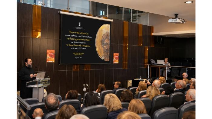 100 &chi;&rho;ό&nu;&iota;&alpha; &mu;&epsilon;&tau;ά, &omicron; &Phi;ώ&tau;&eta;&sigmaf; &Kappa;ό&nu;&tau;&omicron;&gamma;&lambda;&omicron;&upsilon; &epsilon;&pi;&iota;&sigma;&tau;&rho;έ&phi;&epsilon;&iota; &sigma;&tau;&eta; &Delta;&eta;&mu;&eta;&tau;&sigma;ά&nu;&alpha; (&epsilon;&iota;&kappa;ό&nu;&epsilon;&sigmaf;)