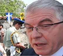 &laquo;&Beta;ό&mu;&beta;&epsilon;&sigmaf;&raquo; &Lambda;&upsilon;&kappa;&omicron;&upsilon;&rho;έ&nu;&tau;&zeta;&omicron;&upsilon;: &laquo;&Kappa;ά&pi;&omicron;&iota;&omicron;&iota; &pi;&rho;&omicron;&sigma;&pi;ά&theta;&eta;&sigma;&alpha;&nu; &nu;&alpha; &epsilon;&xi;&alpha;&gamma;&omicron;&rho;ά&sigma;&omicron;&upsilon;&nu; &tau;&eta;&nu; έ&delta;&rho;&alpha; &tau;&eta;&sigmaf; &Nu;&Delta;. &Delta;&epsilon;&nu; &epsilon;ί&nu;&alpha;&iota; &beta;έ&beta;&alpha;&iota;&omicron; ό&tau;&iota; &theta;&alpha; &mu;&pi;&omicron;&upsilon;&nu; &pi;ά&lambda;&iota; &sigma;&tau;&alpha; &psi;&eta;&phi;&omicron;&delta;έ&lambda;&tau;&iota;&alpha;&raquo; (&beta;ί&nu;&tau;&epsilon;&omicron;)